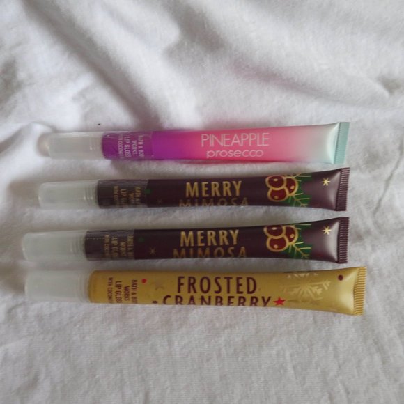 Bath & Body Works Makeup Bath Body Works 4 Lip Glosses With Coconut